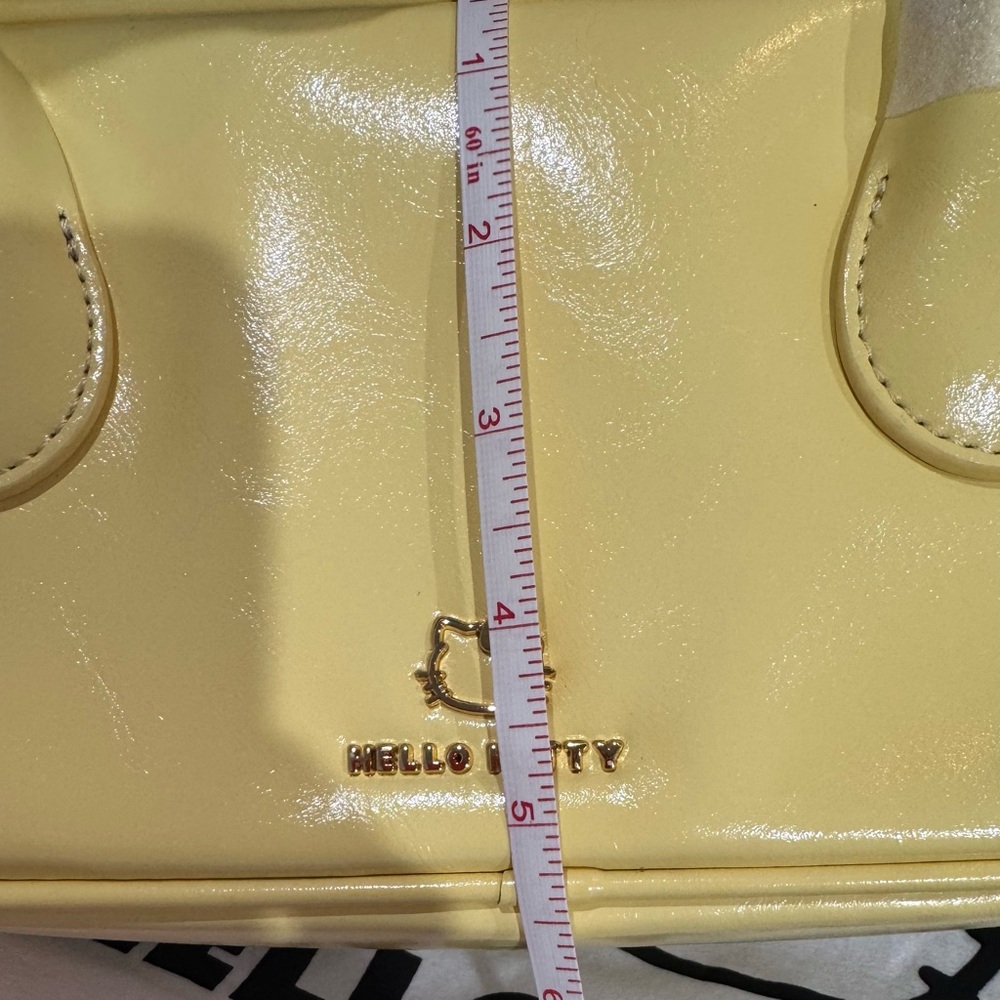 Hello Kitty Yellow Bowler Crossbody Handbag - Picture 11 of 13